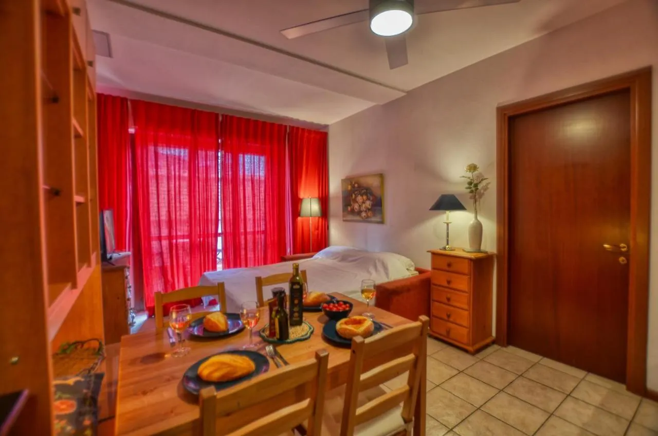Ferienwohnung Cipresso 20 - 21 am Wasser Acquaseria Apartment